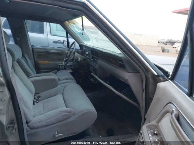 1988 LINCOLN TOWN CAR 1LNBM82F3JY831150 Photo 4