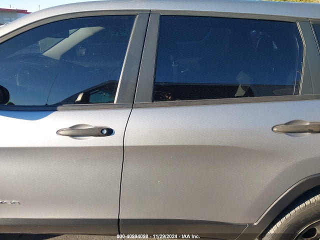 1C4PJMAB9EW233043 Jeep Cherokee Sport
