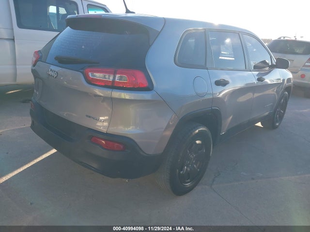 1C4PJMAB9EW233043 Jeep Cherokee Sport