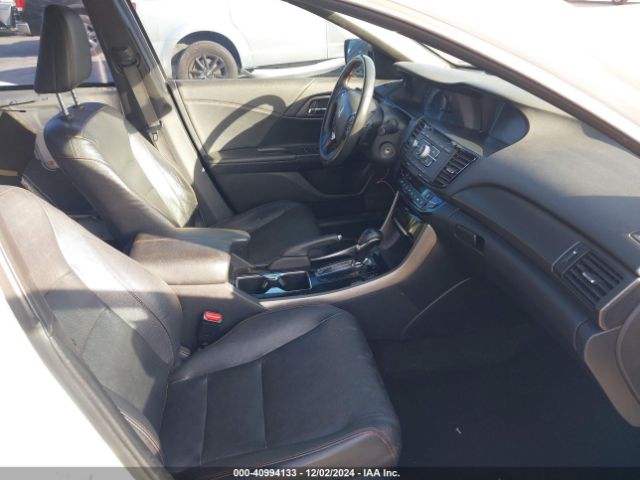 1HGCR2F10HA160563 Honda Accord Sport Se