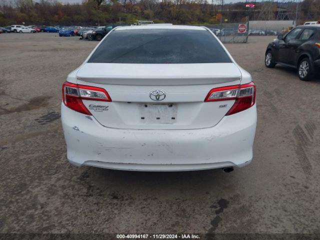 4T1BF1FKXEU413528 Toyota CAMRY SE