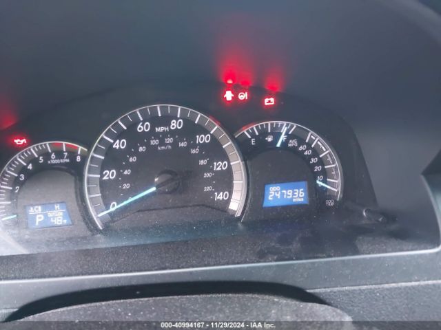 4T1BF1FKXEU413528 Toyota CAMRY SE