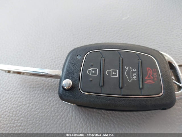 Hyundai Sonata 2017 5NPE24AF0HH592038 Image 11