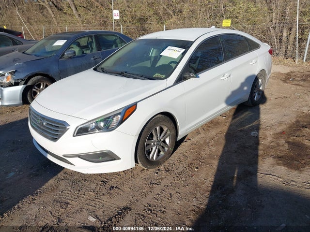 Hyundai Sonata 2017 5NPE24AF0HH592038 Image 2