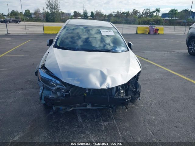 2T1BURHE5FC441719 Toyota COROLLA L