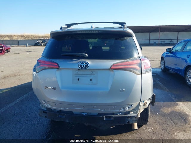 Toyota RAV4 LE 2018 2T3ZFREV7JW472093 Image 6