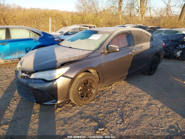 Toyota CAMRY LE 2017 4T1BF1FK5HU453228 Image 2