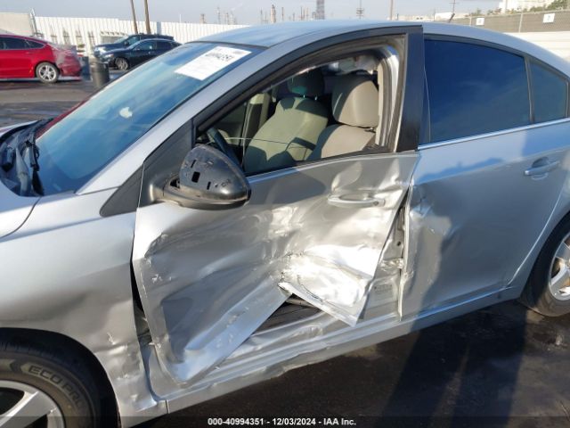 1G1PC5SBXF7183305 Chevrolet Cruze 1lt Auto