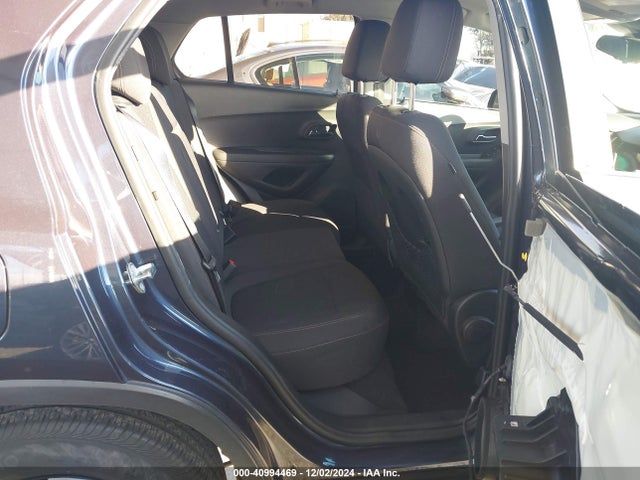 Chevrolet TRAX LS 2018 3GNCJKSB2JL176600 Image 8
