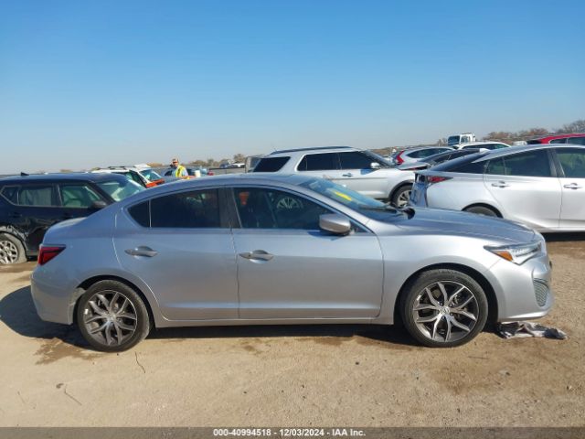 19UDE2F70MA004456 Acura Ilx Premium Package/technology Package