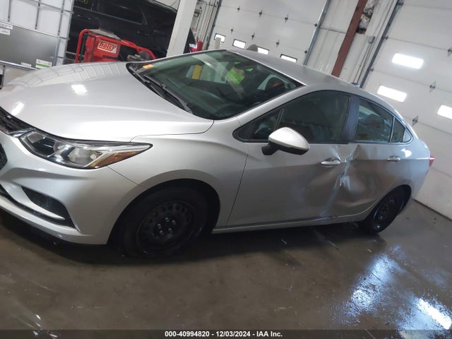 Chevrolet Cruze Ls Auto 2017 1G1BC5SM2H7121962 Image 14