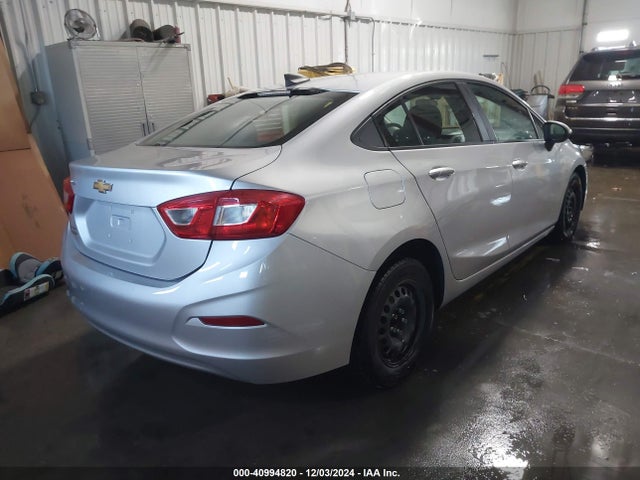 Chevrolet Cruze Ls Auto 2017 1G1BC5SM2H7121962 Image 4