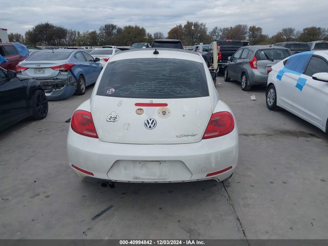 2013 Volkswagen Beetle 2.5l მანქანა იყიდება აუქციონზე, vin: 3VWJX7AT7DM680268, აუქციონის ნომერი: 40994842