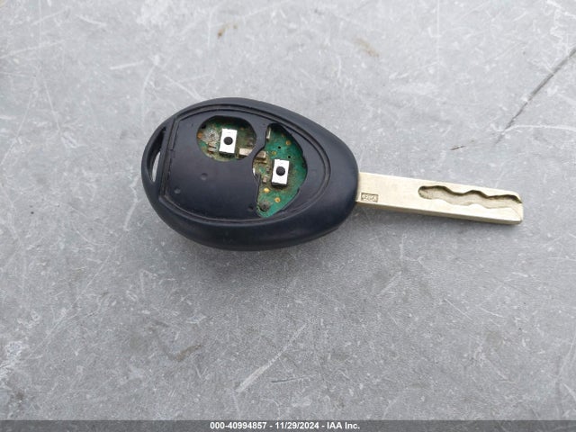 2003 MINI COOPER S WMWRE33403TD72644 Photo 10