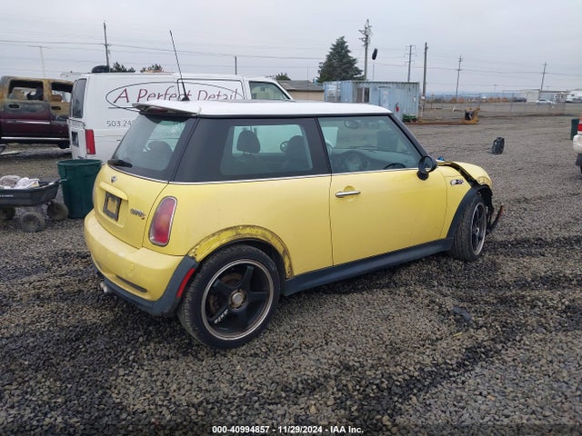2003 MINI COOPER S WMWRE33403TD72644 Photo 3