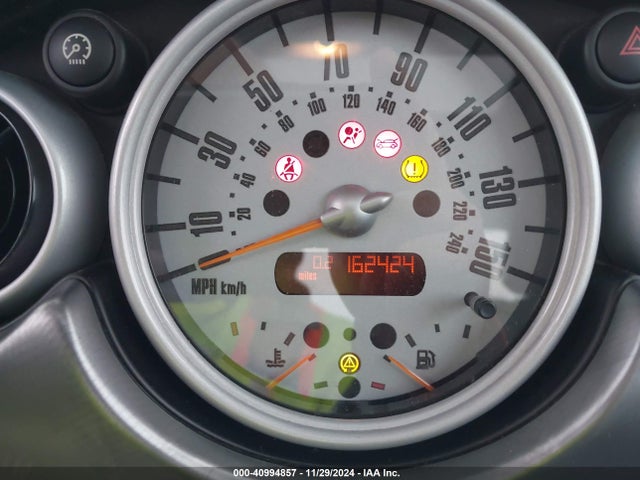 2003 MINI COOPER S WMWRE33403TD72644 Photo 6