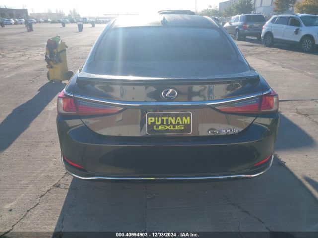 58ADA1C17NU022171 Lexus ES 300H