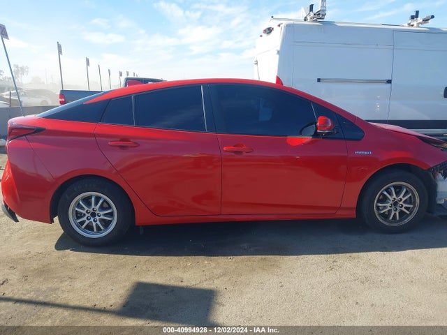 Toyota Prius Le 2020 JTDKARFUXL3105460 Image 14