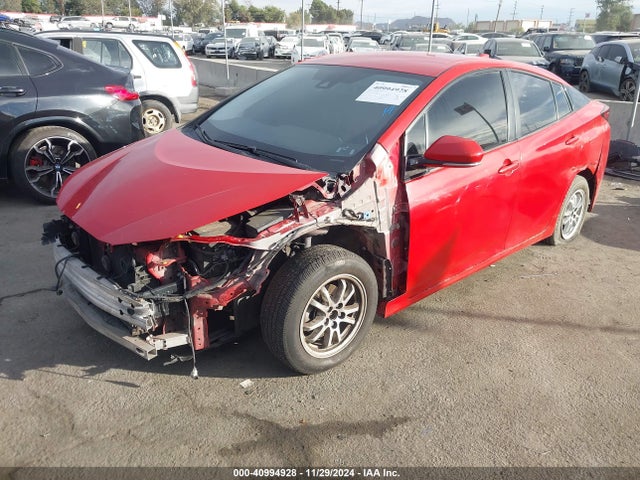 Toyota Prius Le 2020 JTDKARFUXL3105460 Image 2