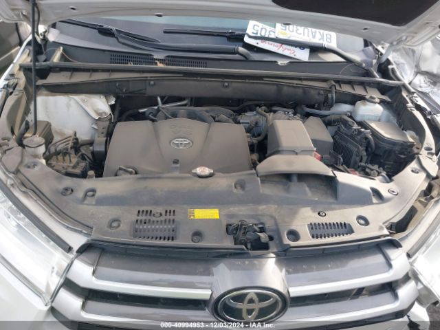 5TDKZRFH6KS563389 Toyota Highlander Xle