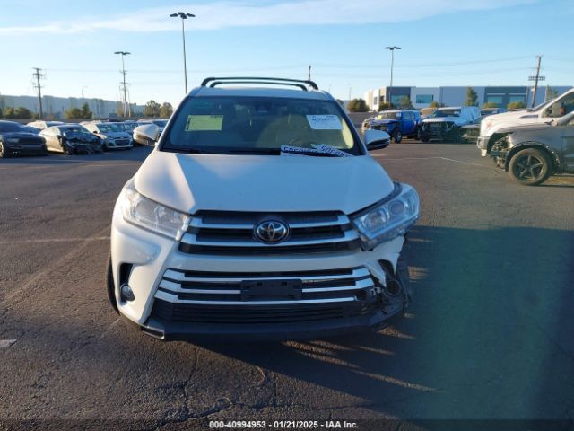 5TDKZRFH6KS563389 Toyota Highlander Xle