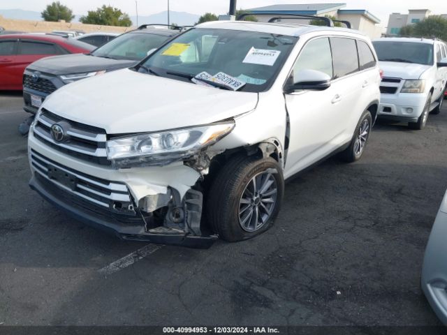 5TDKZRFH6KS563389 Toyota Highlander Xle