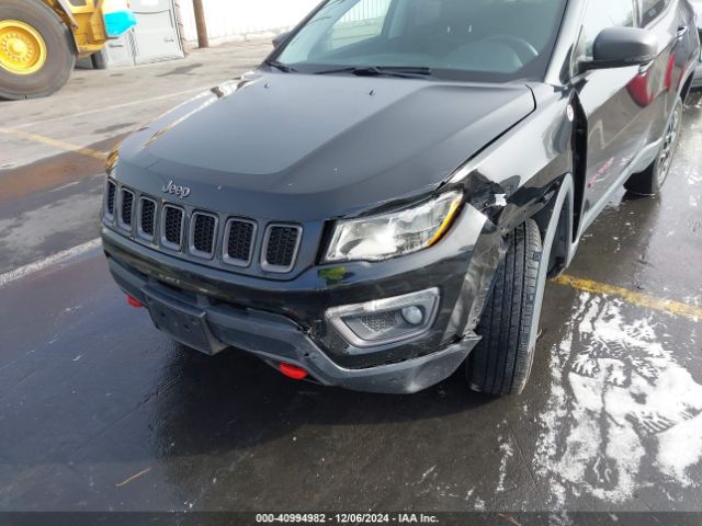 3C4NJDDB1KT617841 Jeep Compass Trailhawk 4x4