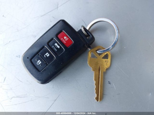 4T1BD1FKXHU228678 Toyota Camry Hybrid Xle