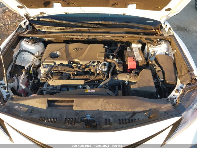 4T1C11AK8NU658404 Toyota CAMRY LE
