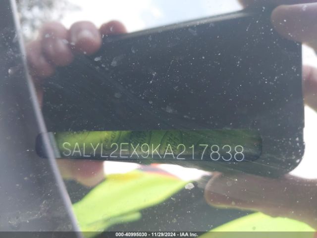 SALYL2EX9KA217838 Land Rover Range Rover Velar P250 R-dynamic Se