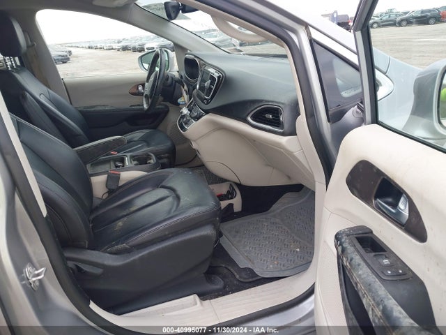 Chrysler Pacifica Touring L 2019 2C4RC1BG7KR613479 Image 5