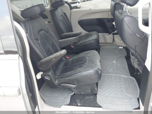 Chrysler Pacifica Touring L 2019 2C4RC1BG7KR613479 Image 8