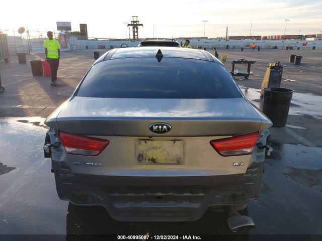 KIA OPTIMA EX 2016 5XXGU4L39GG054521 Image 17