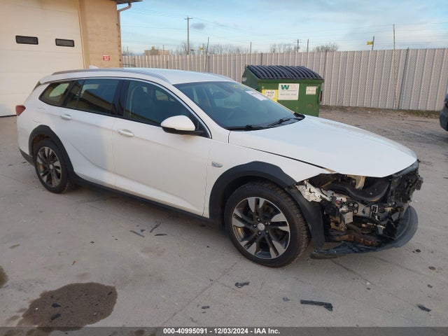 Buick Regal Tourx Essence 2018 W04GV8SXXJ1159896 zdjęcie główne