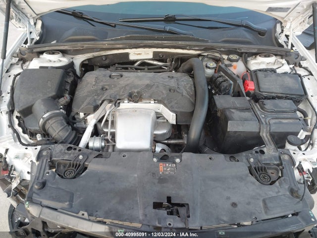 W04GV8SXXJ1159896 Buick Regal Tourx Essence
