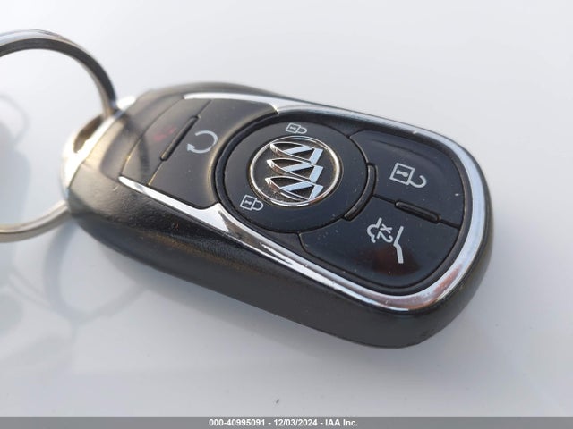 W04GV8SXXJ1159896 Buick Regal Tourx Essence