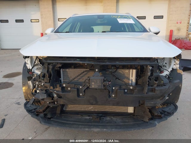 W04GV8SXXJ1159896 Buick Regal Tourx Essence