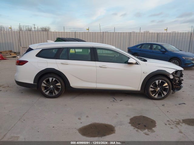 W04GV8SXXJ1159896 Buick Regal Tourx Essence