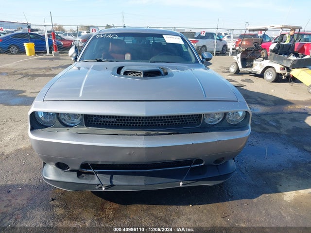 2C3CDYBT8EH281818 Dodge Challenger Shaker Pkg