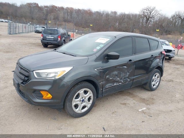 Ford ESCAPE S 2018 1FMCU0F77JUD30293 Image 2