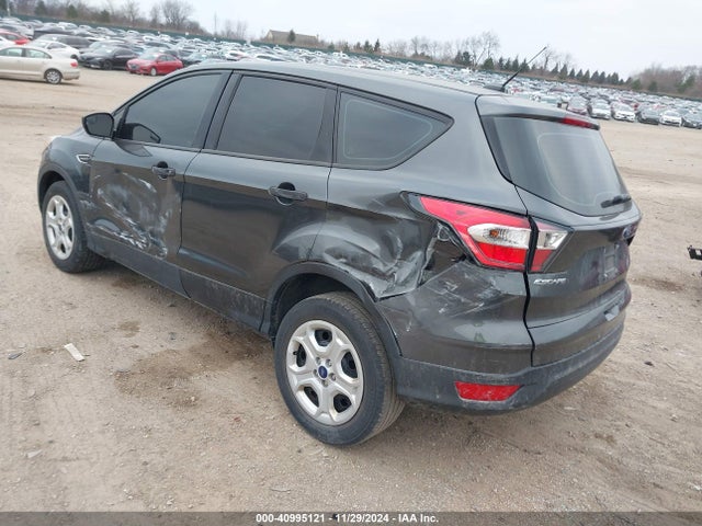 Ford ESCAPE S 2018 1FMCU0F77JUD30293 Image 3