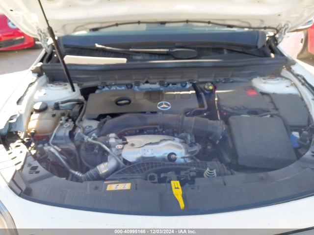 W1N4M4HB6MW148233 Mercedes-Benz Glb 250 4matic