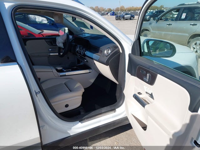 W1N4M4HB6MW148233 Mercedes-Benz Glb 250 4matic