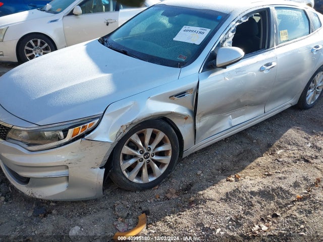 5XXGT4L35GG059931 KIA Optima Lx