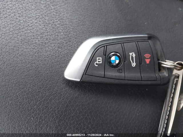 BMW X1 2017 WBXHT3Z36H4A56835 Image 26