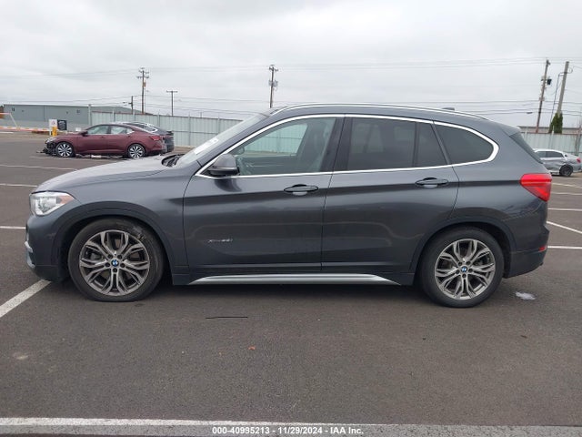 BMW X1 2017 WBXHT3Z36H4A56835 Image 29