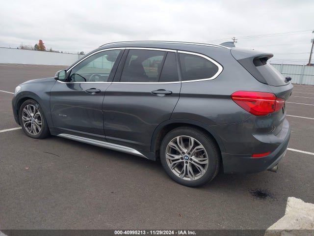 BMW X1 2017 WBXHT3Z36H4A56835 Image 18