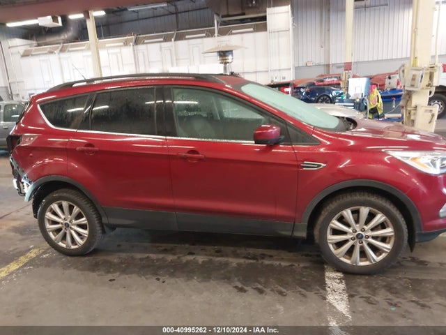 1FMCU9HD6KUC56986 Ford ESCAPE SEL