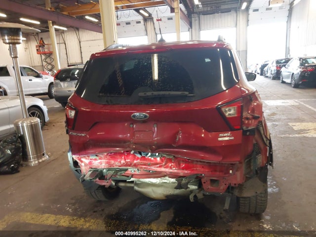 1FMCU9HD6KUC56986 Ford ESCAPE SEL