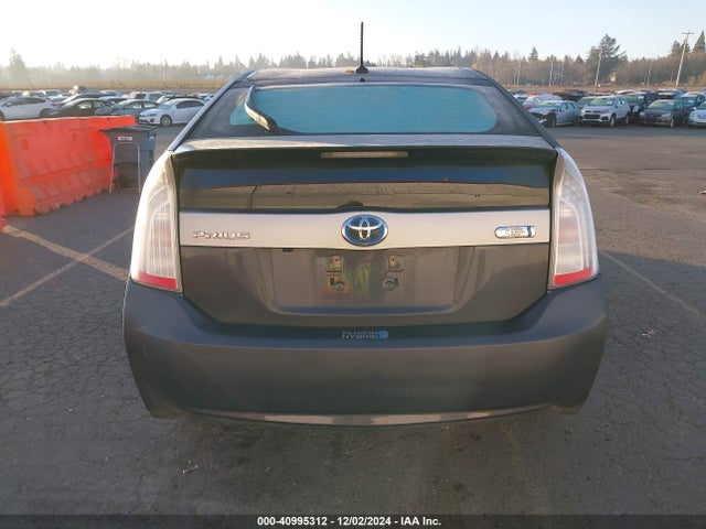 Toyota Prius Plug-in Advanced 2014 JTDKN3DPXE3062417 Image 16